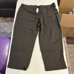 LOFT Gray Cargo Pants with Elastic Waistband